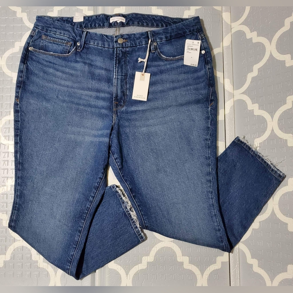 Good American Good Classic Jeans Size 16 NWT *SOLD OUT ON THE WEBSITE!*